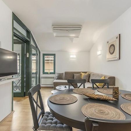 Apartment Matea Novigrad  Екстер'єр фото