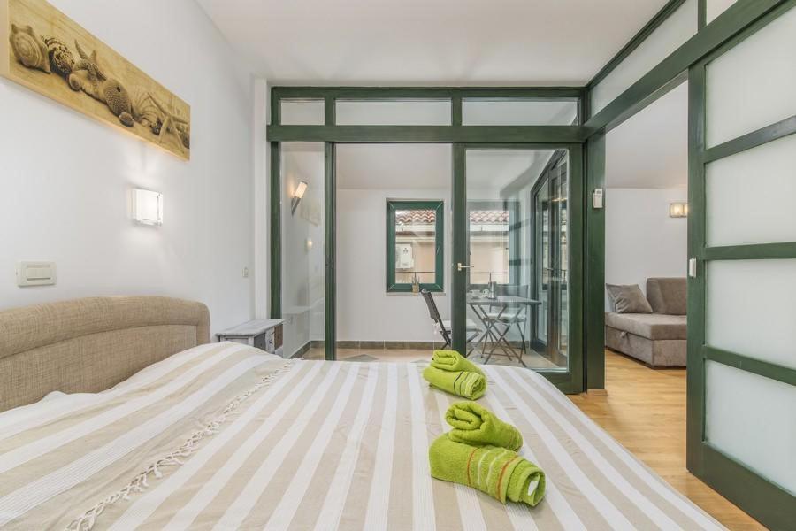 Apartment Matea Novigrad  Екстер'єр фото